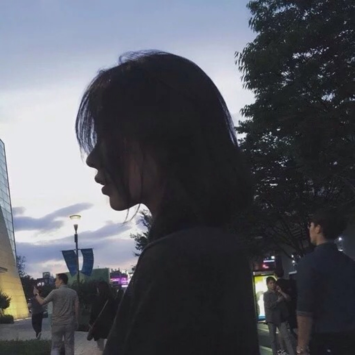 濑田宗次郎（身份：十刃最强、“天剑”、微笑的修罗） - 演唱会高清修复在线观看 - 电脑看视频